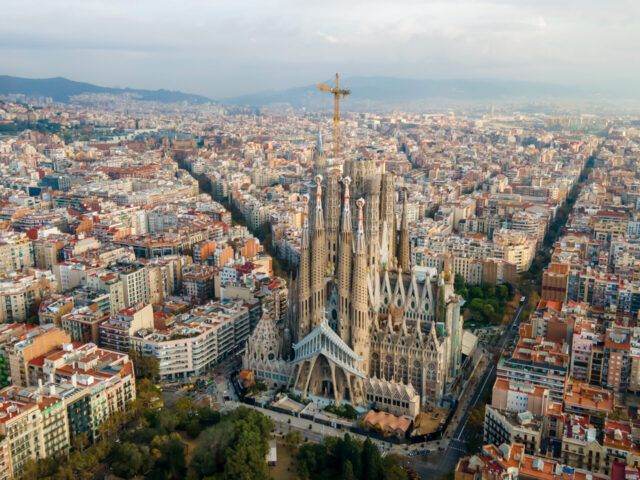 Barcelona Vacation Guide: Explore the Gem of Catalonia