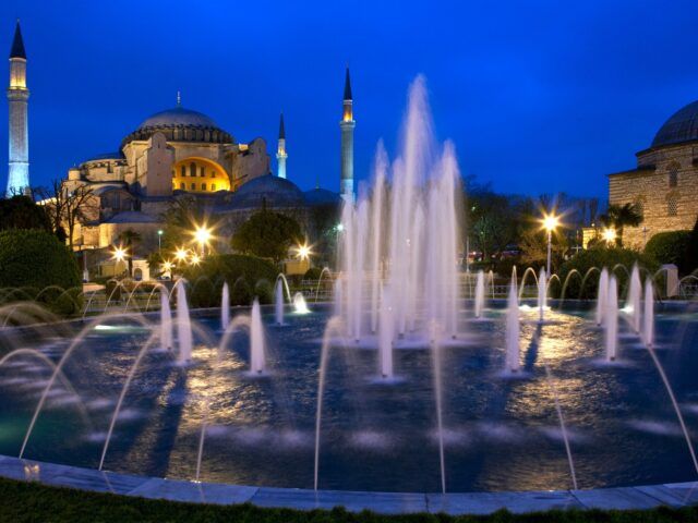 Top 10 Istanbul Travel Tips and Guidelines For Smooth Trips